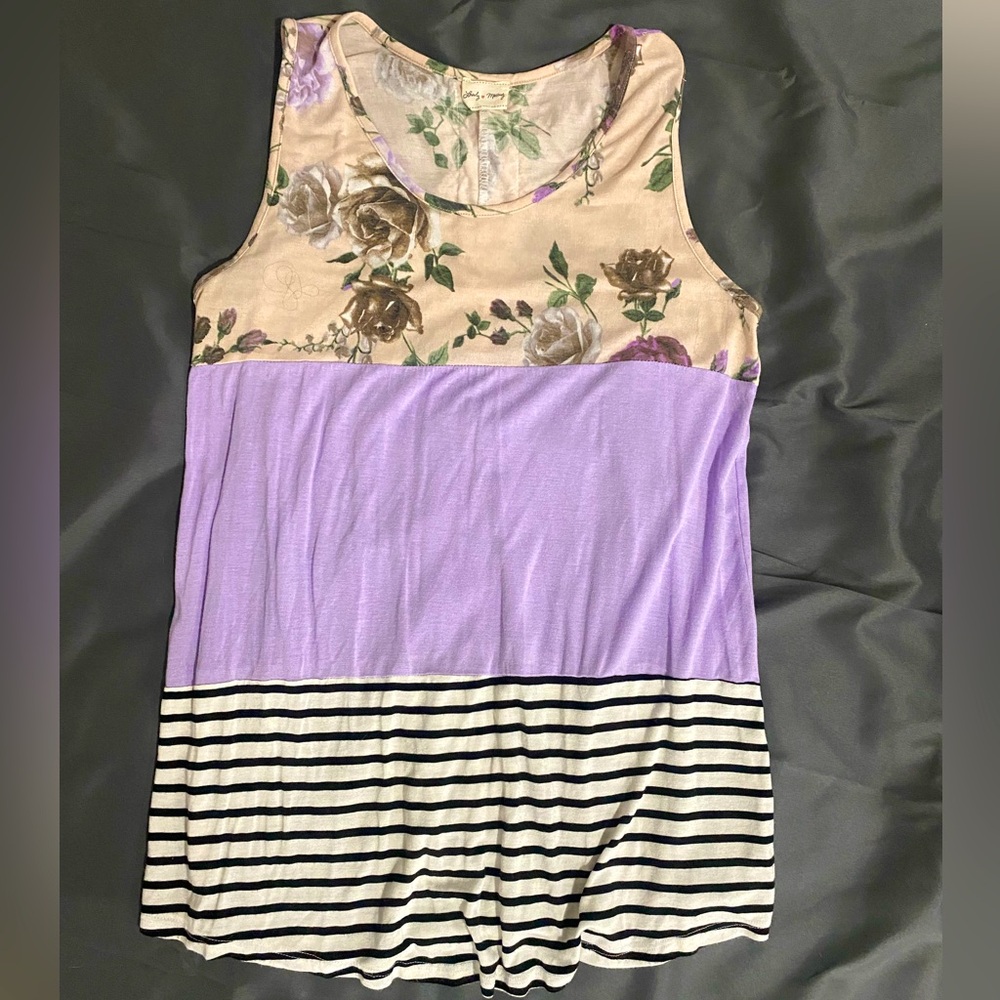 Tank top with beautiful lace going down the back.